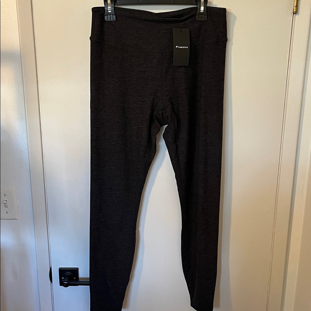 Fabletics Dark Heather Leggings in Black NWT